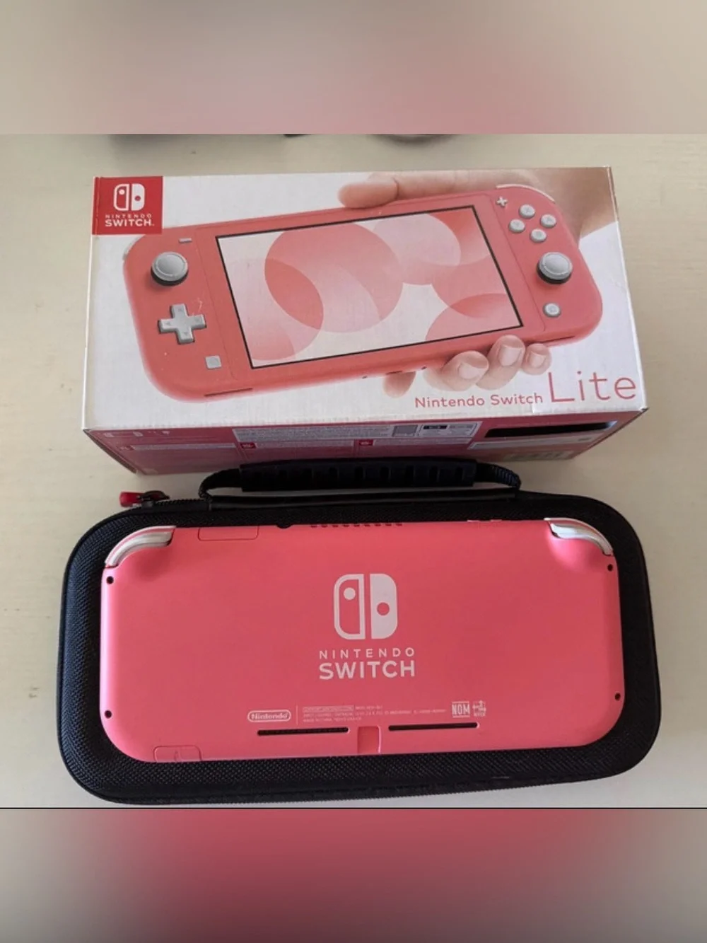 Coral Nintendo switch lite